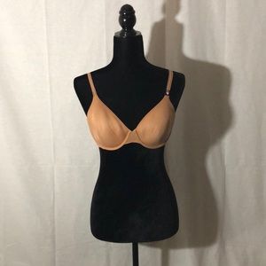 Victoria Secrets lined perfect coverage bra